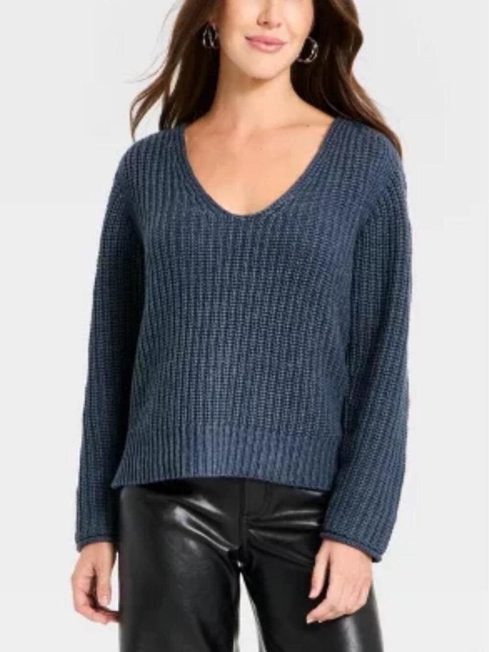 Women's Wide V-Neck Pullover Sweater - Universal Thread™ Indigo XL
